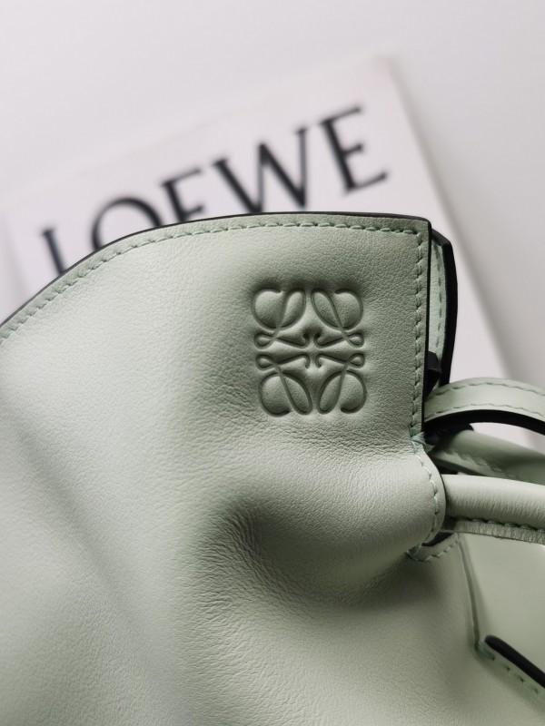 Loewe 056 4