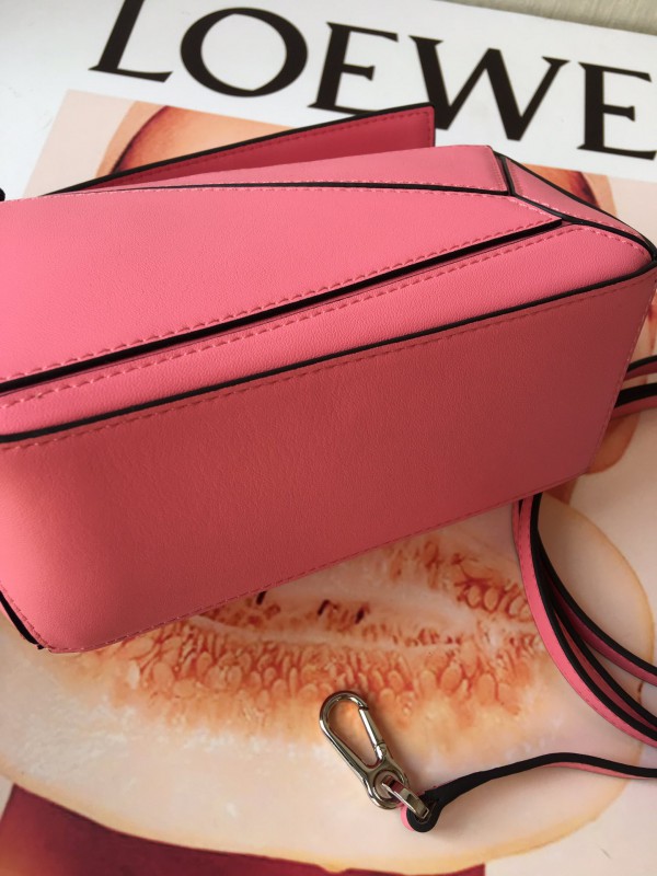 Loewe 068 4