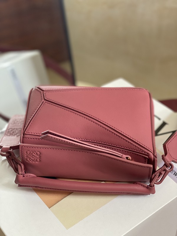 Loewe 083 4