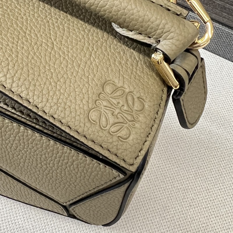 Loewe 106 4