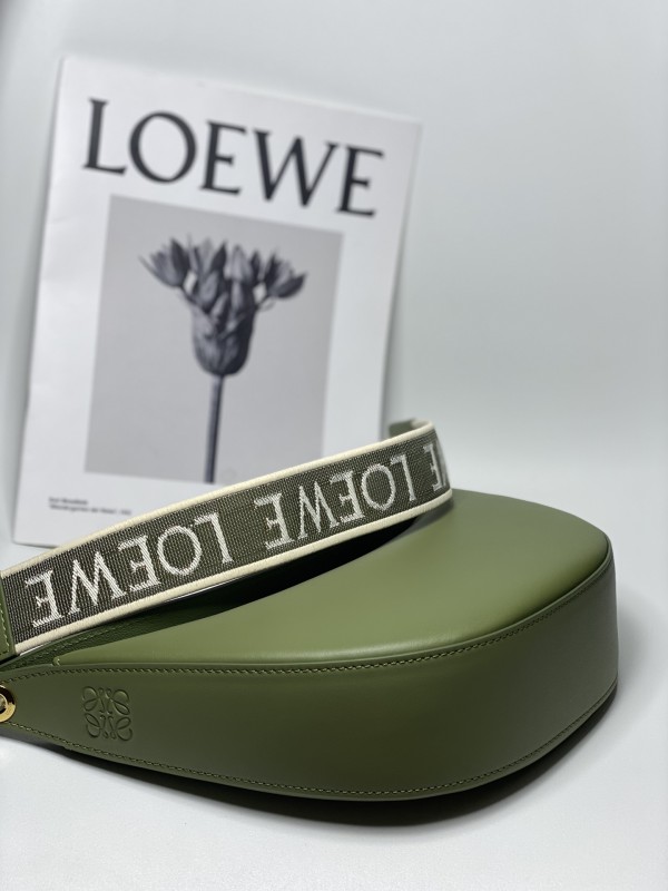 Loewe 108 4