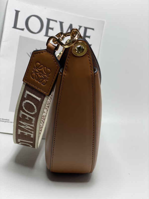 Loewe 109 4