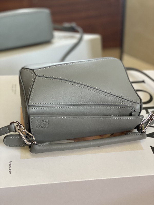 Loewe 121 4
