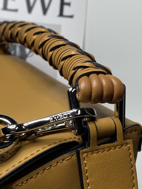Loewe 125 4