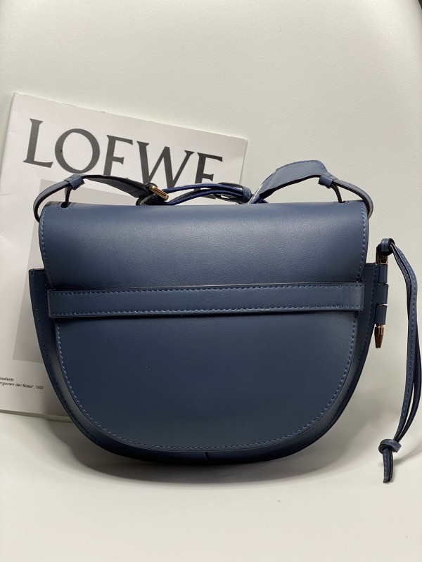 Loewe 126 4