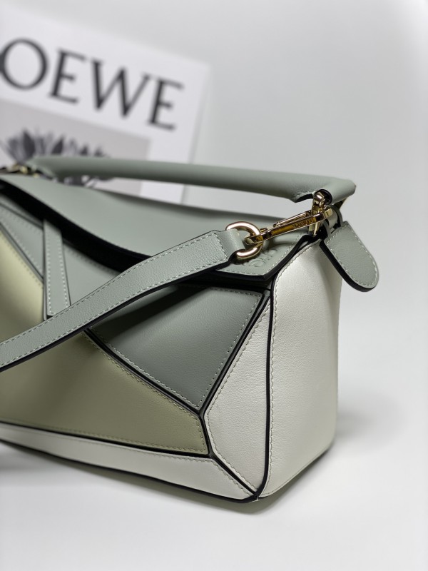 Loewe 142 4