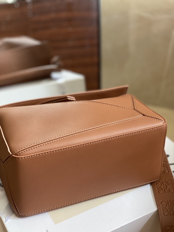 Loewe 148 4