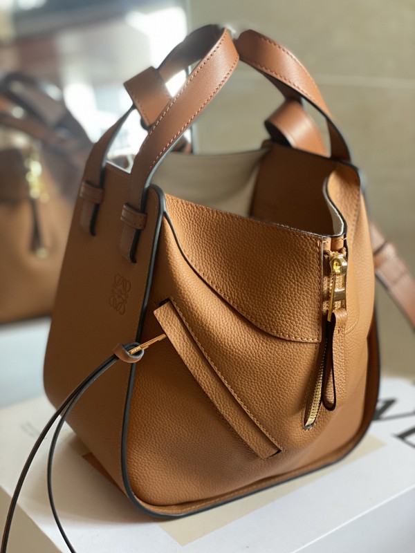 Loewe 153 4