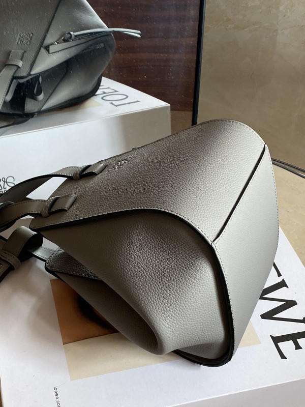 Loewe 156 4