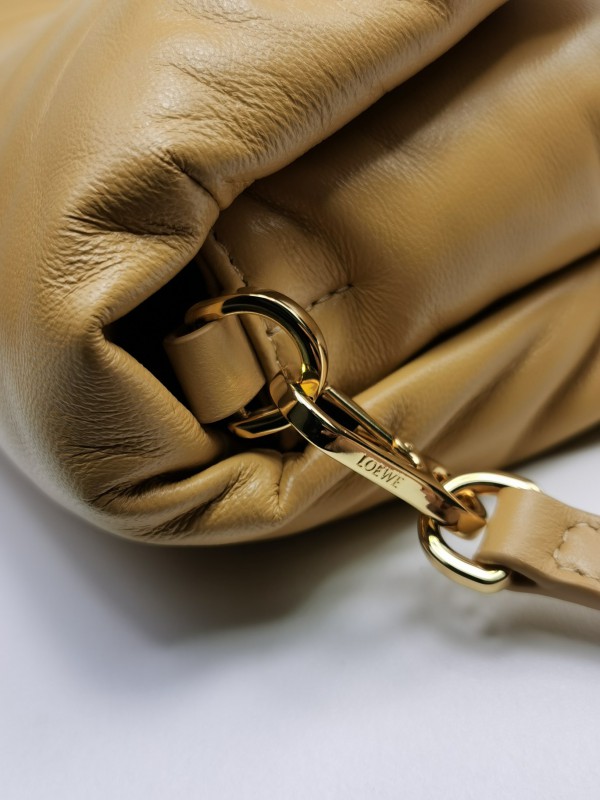 Loewe 170 4