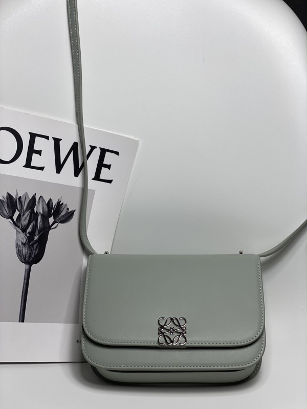 Loewe 181 4