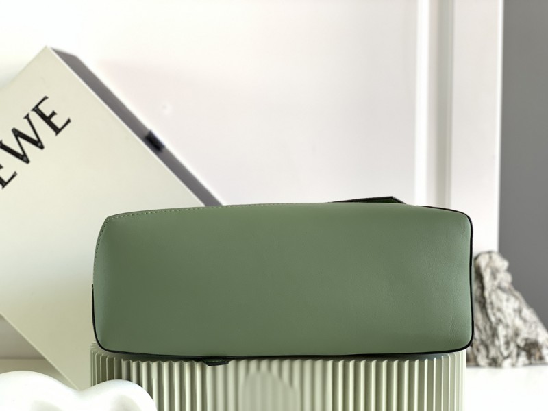 Loewe 207 4