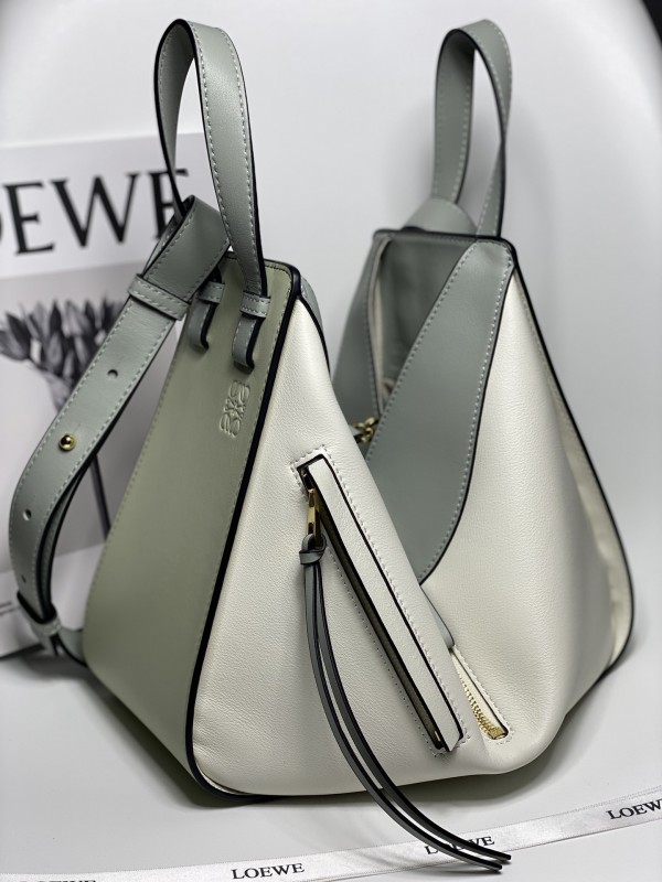 Loewe 230 4