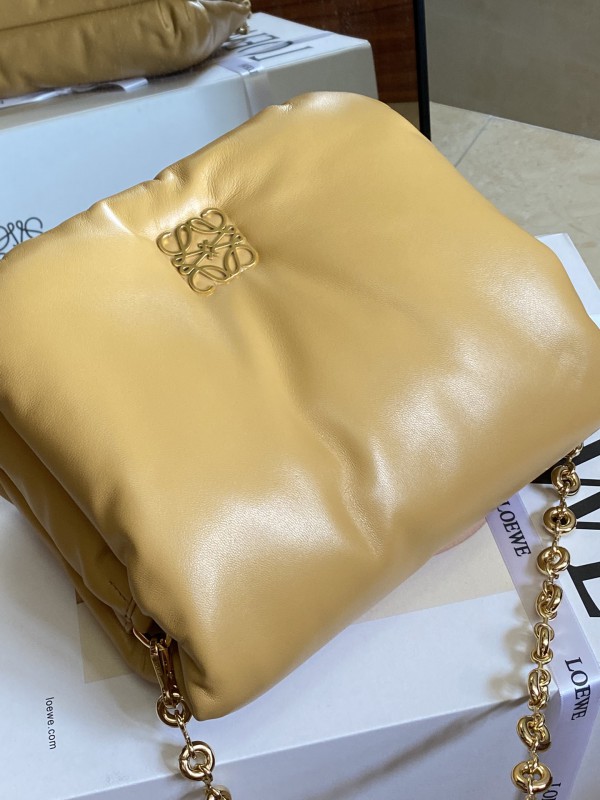 Loewe 244 4