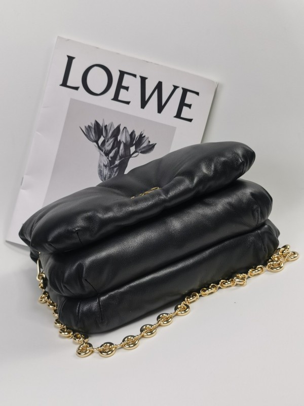 Loewe 245 4