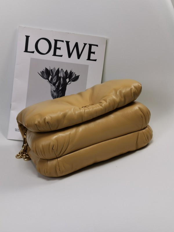 Loewe 248 4