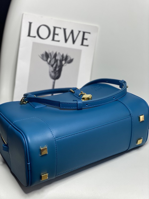 Loewe 254 4