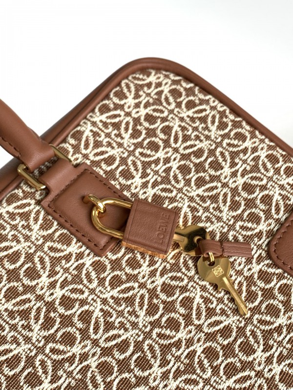 Loewe 257 4