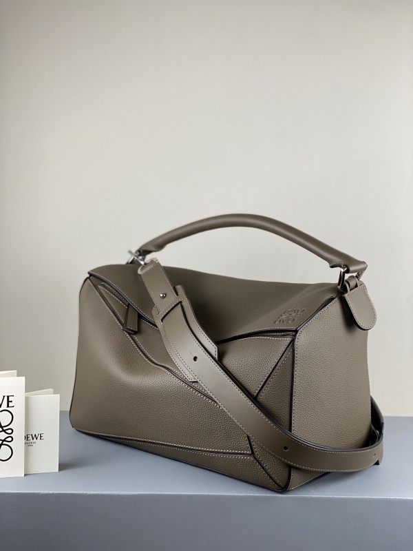 Loewe 272 4