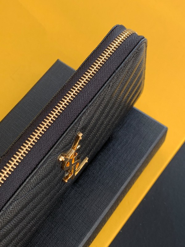 YSL 029 4