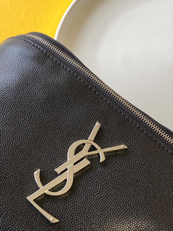 YSL 079 4
