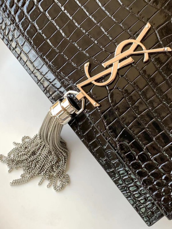 YSL 157 4