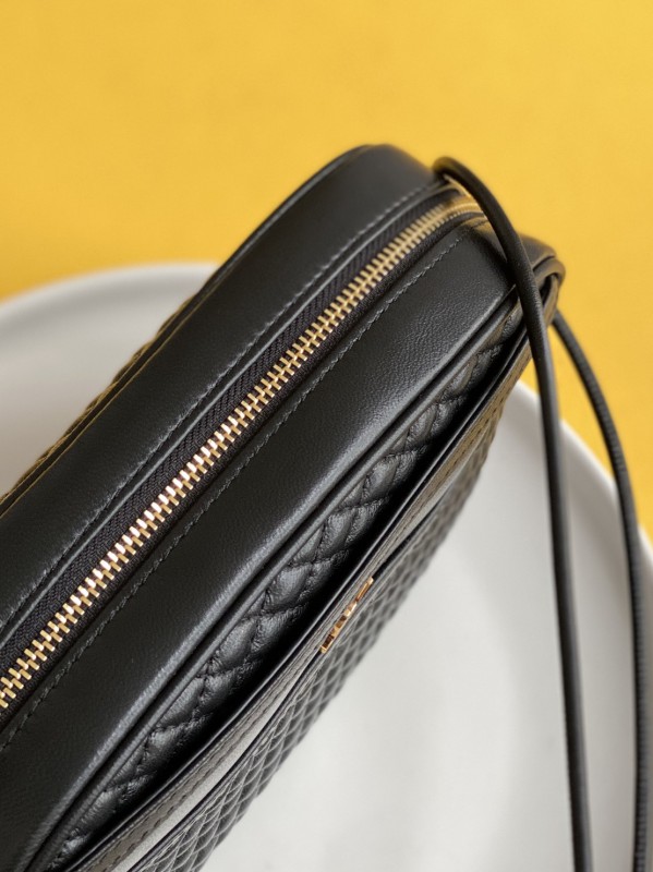 YSL 172 4