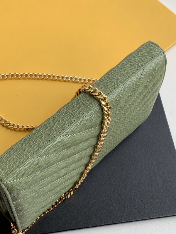 YSL 239 4