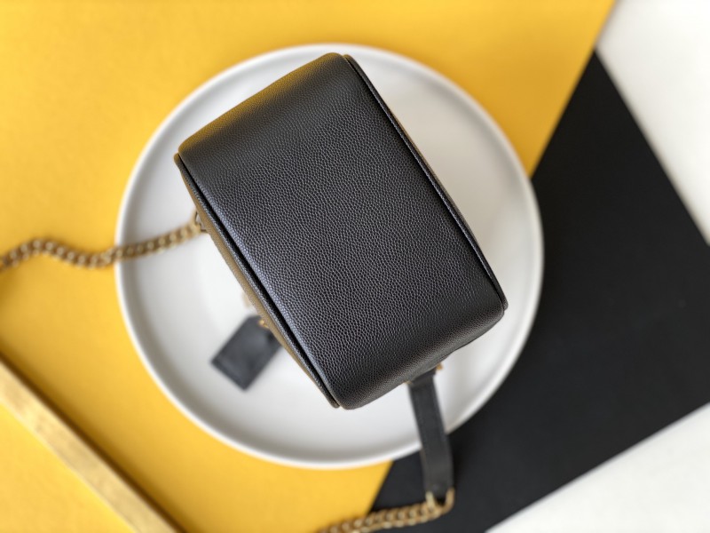 YSL 261 4