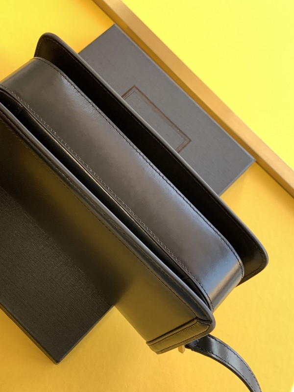 YSL 330 4