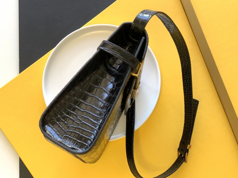 YSL 366 4