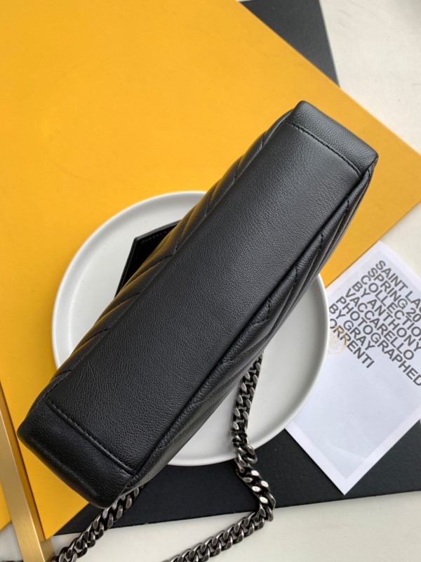 YSL 438 4