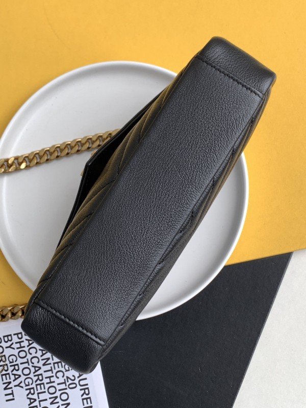YSL 439 4