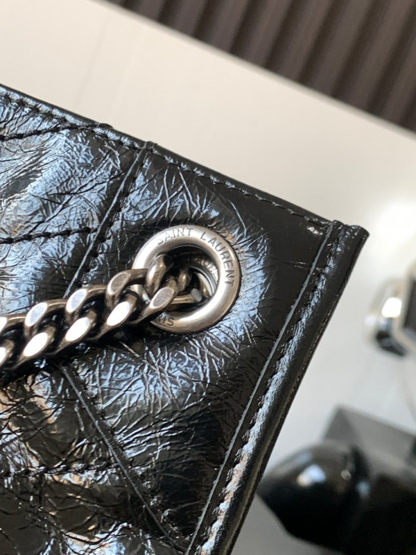YSL 449 4
