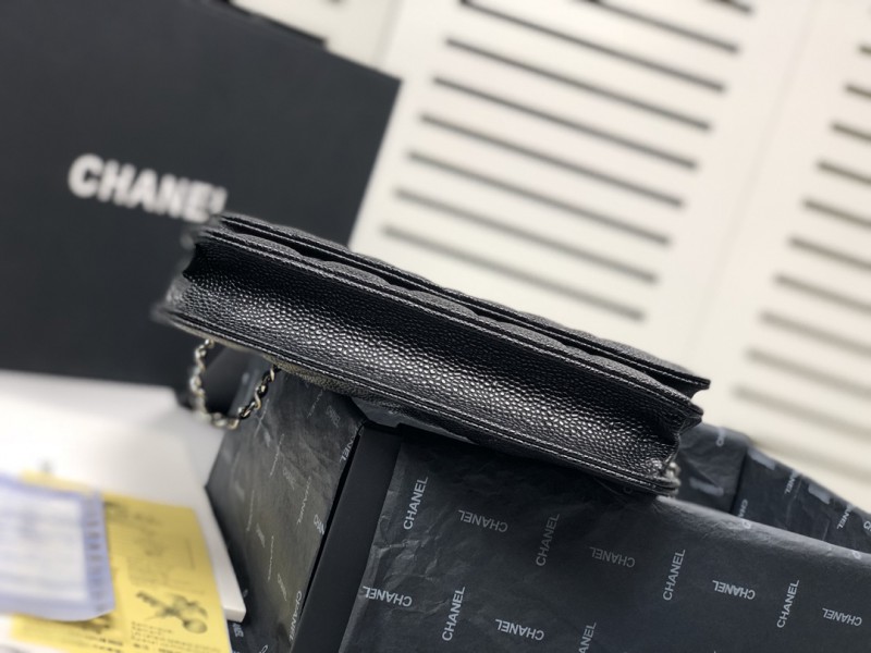 Chanel 001 4