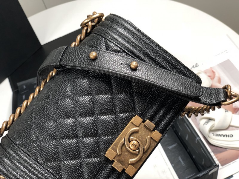 Chanel 056 4