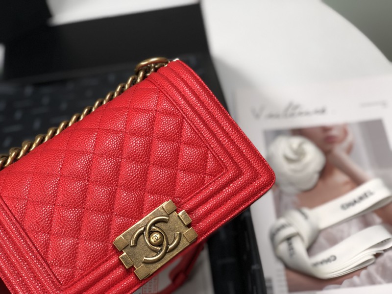 Chanel 070 4