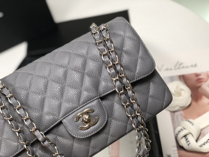 Chanel 072 4