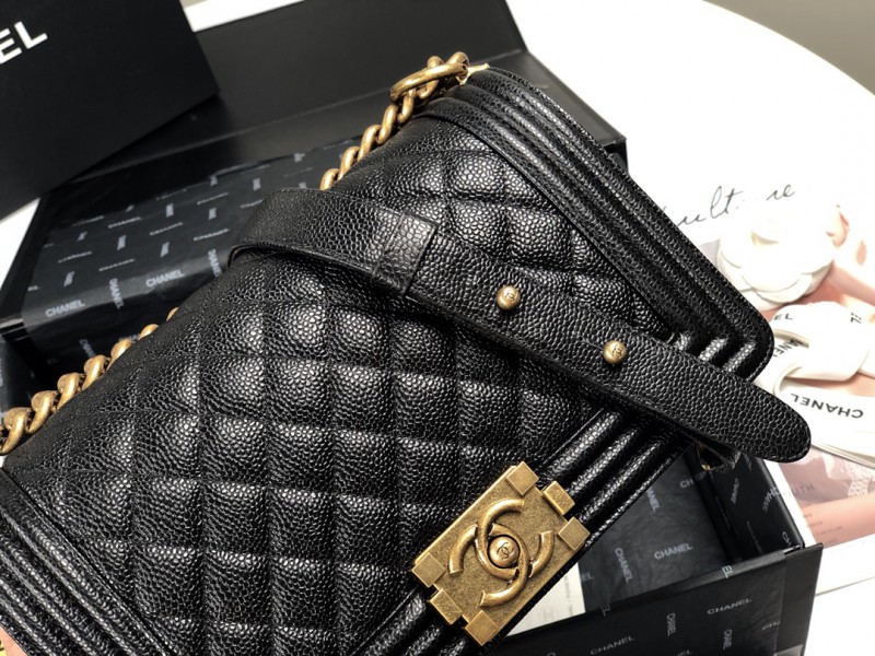 Chanel 082 4