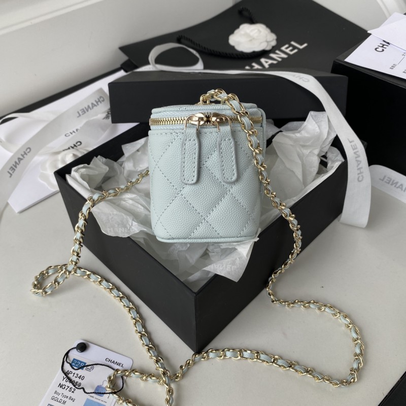 Chanel 111 4