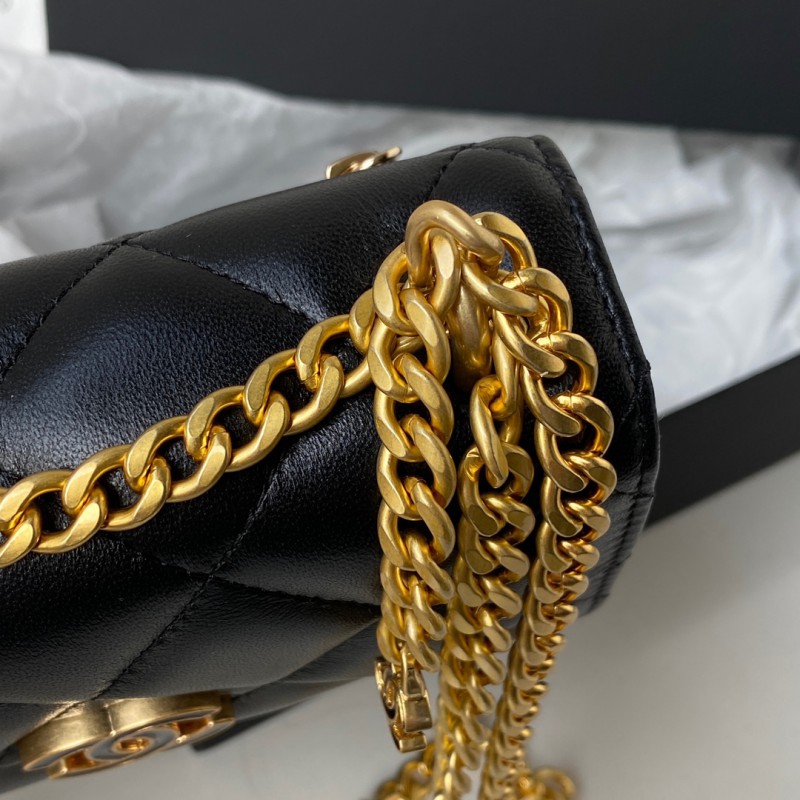 Chanel 136 4