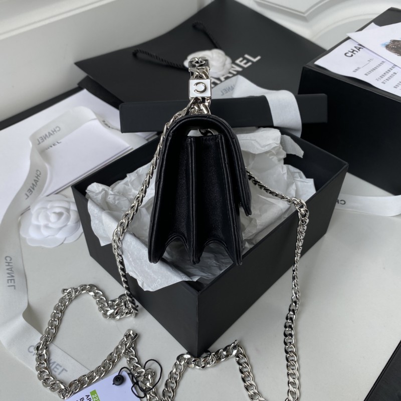 Chanel 235 4