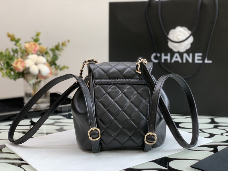 Chanel 240 4