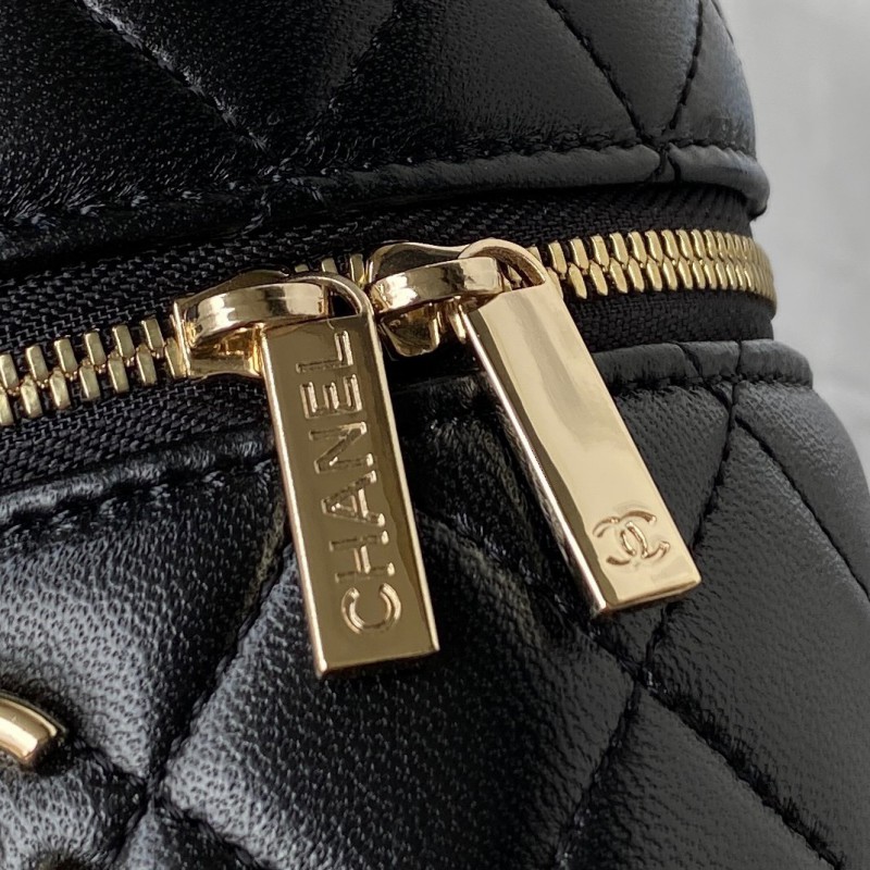 Chanel 350 4