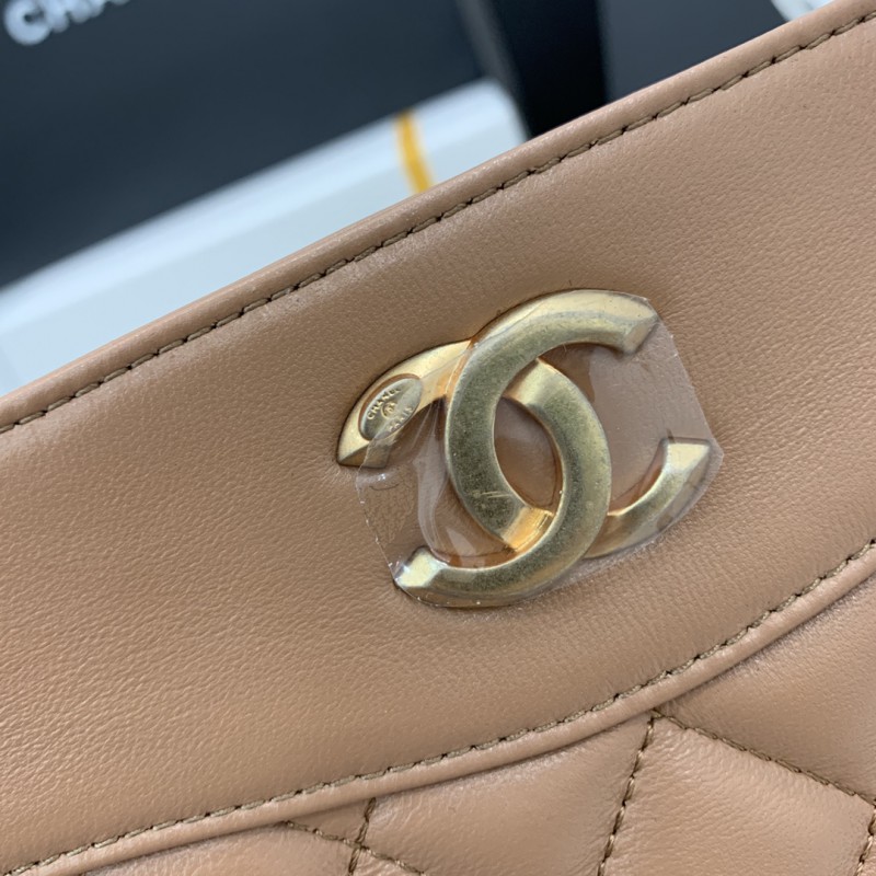 Chanel 553 4