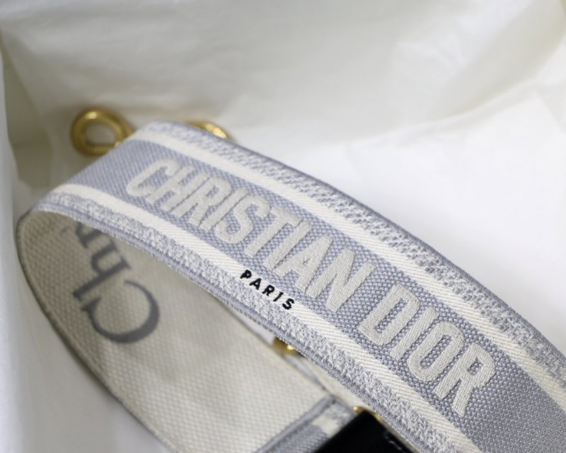 Dior 019 5