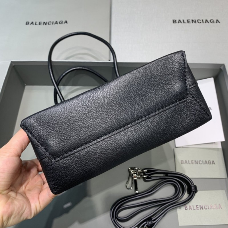 Balenciaga 093 5