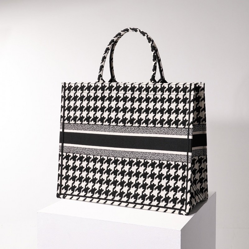 Dior 176 5
