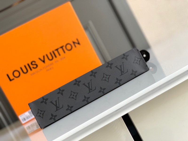 LV 052 5
