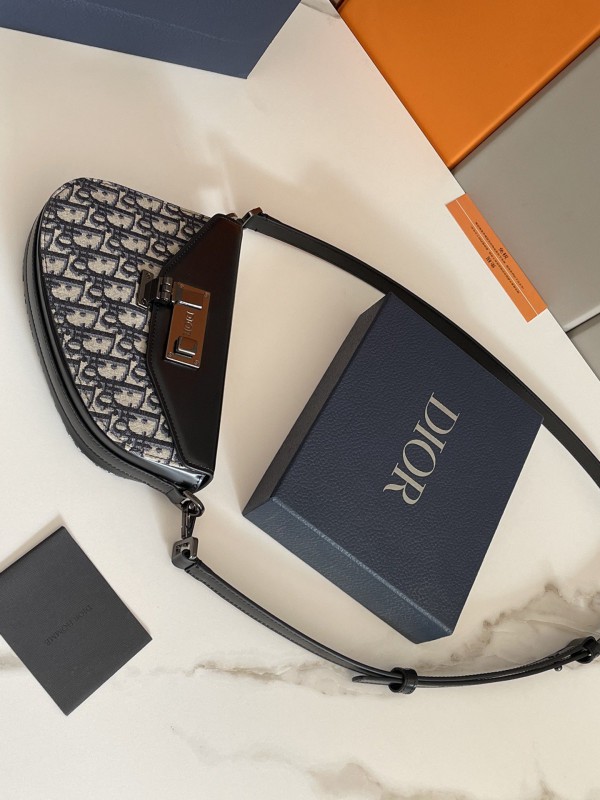 Dior 110 5